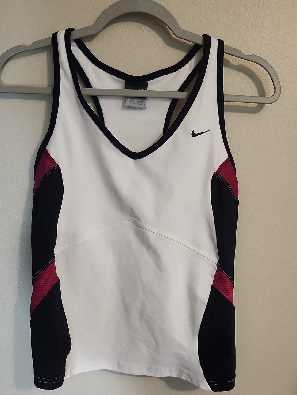 NIKE Women's Large white black fuchsia Tank Top Dri Tank